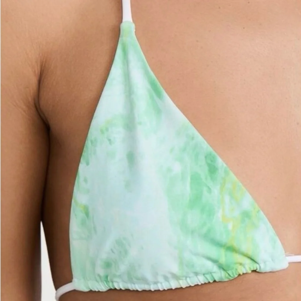 New. Good American green‎ marble bikini. M-top/L-bottom . Retails $99